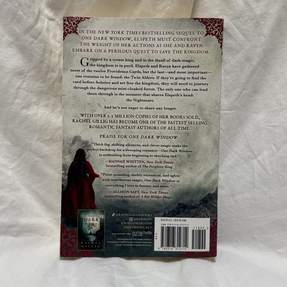 SOLD “Two Twisted Crowns” The Shepherd King Book #2 by Rachel Gillig - Picture 2 of 11